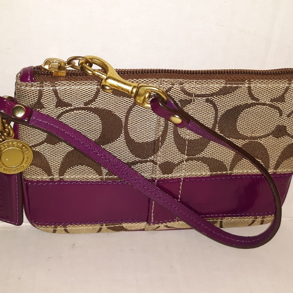Rare 2008 COACH Legacy Purple Signature Stripe Wri - Picture 9 of 16